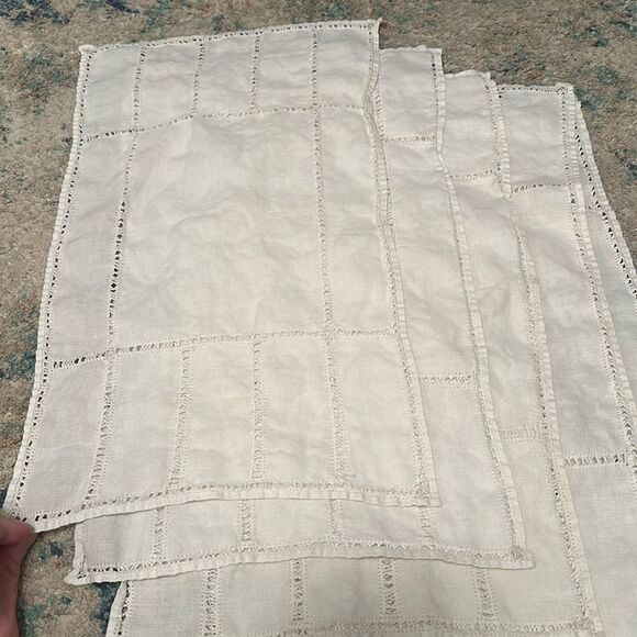 Vintage Table Linens (napkins) Lot of 7 - Picture 4 of 8